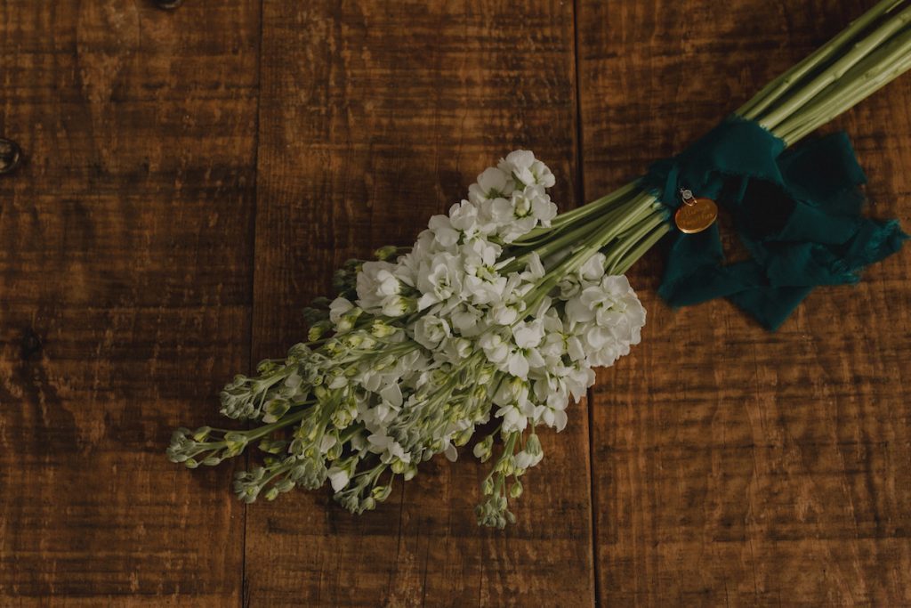 elegant bride bouquet